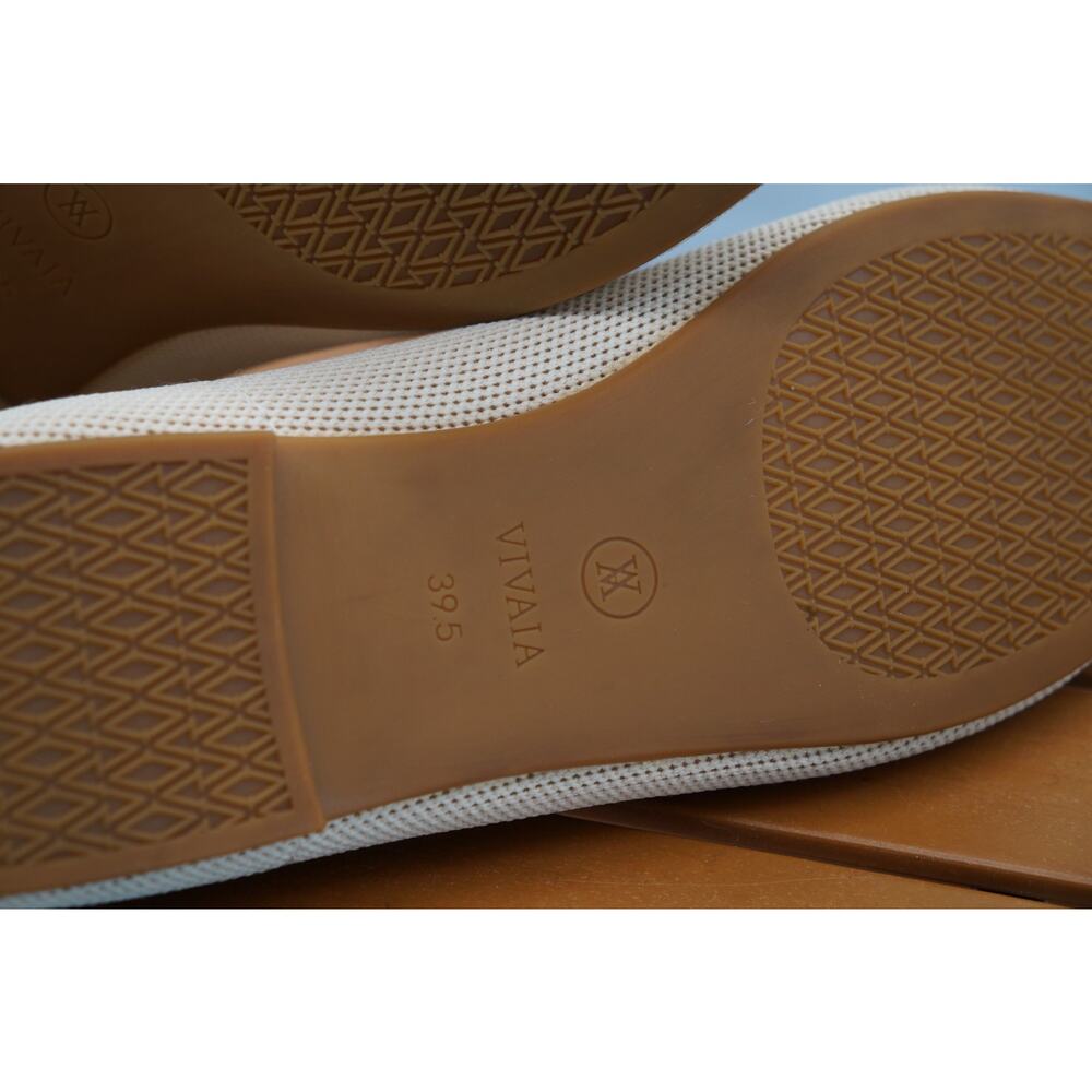 Vivaia, Round-Toe Embroidered Loafers (Audrey) - cream ivory-bee happy. Sz 39.5 - Picture 11 of 11